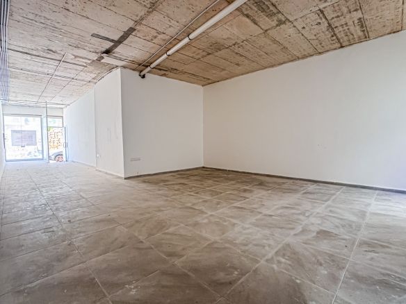Office for 20 Desks in Hal Balzan