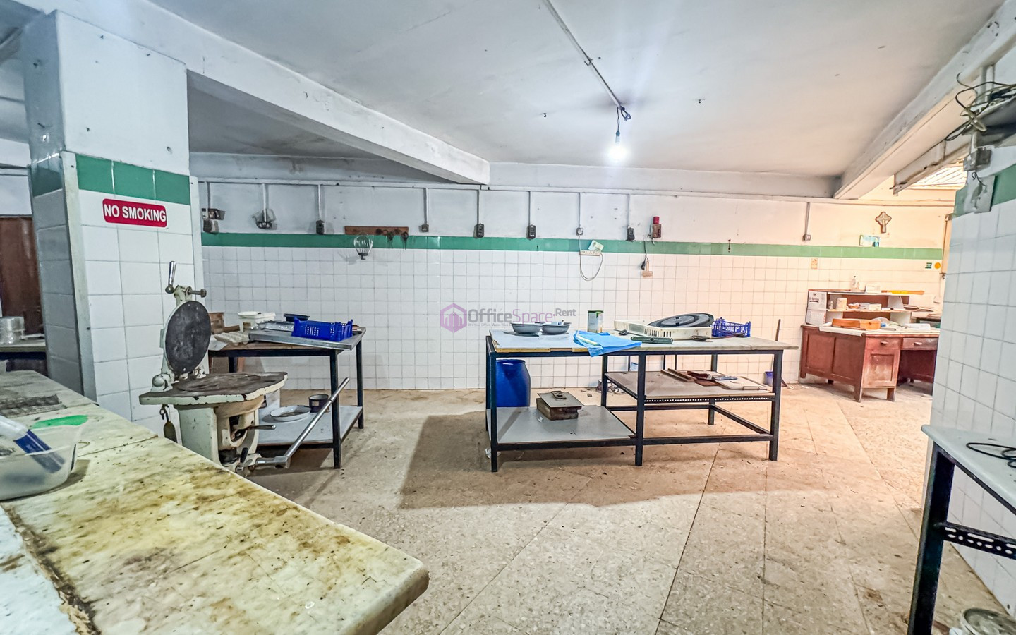 Shop For Sale in Pieta