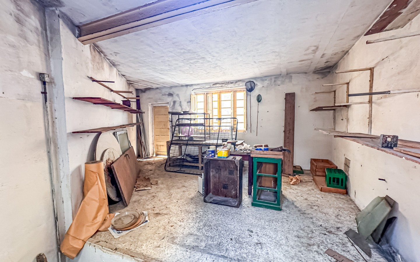 Shop For Sale in Pieta