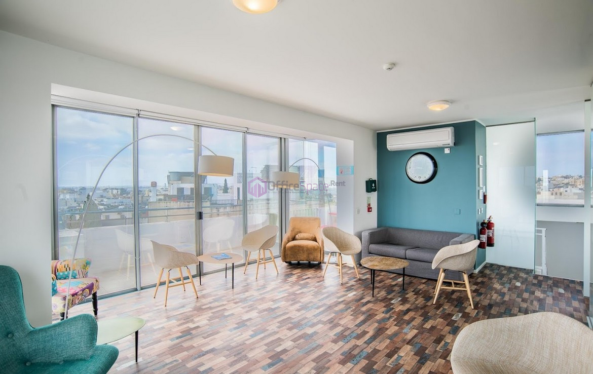1-5 Desk Serviced Office Malta