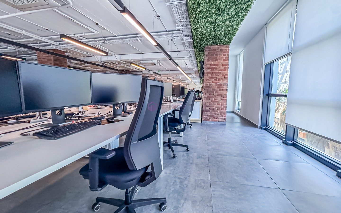 Modern 90 Desk Office St Julians