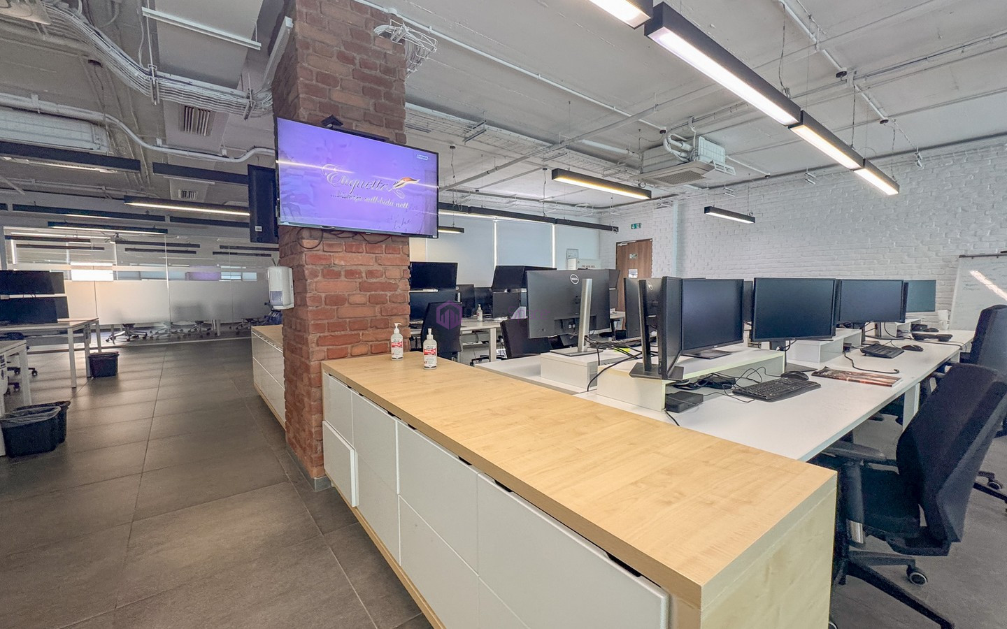 Modern 90 Desk Office St Julians