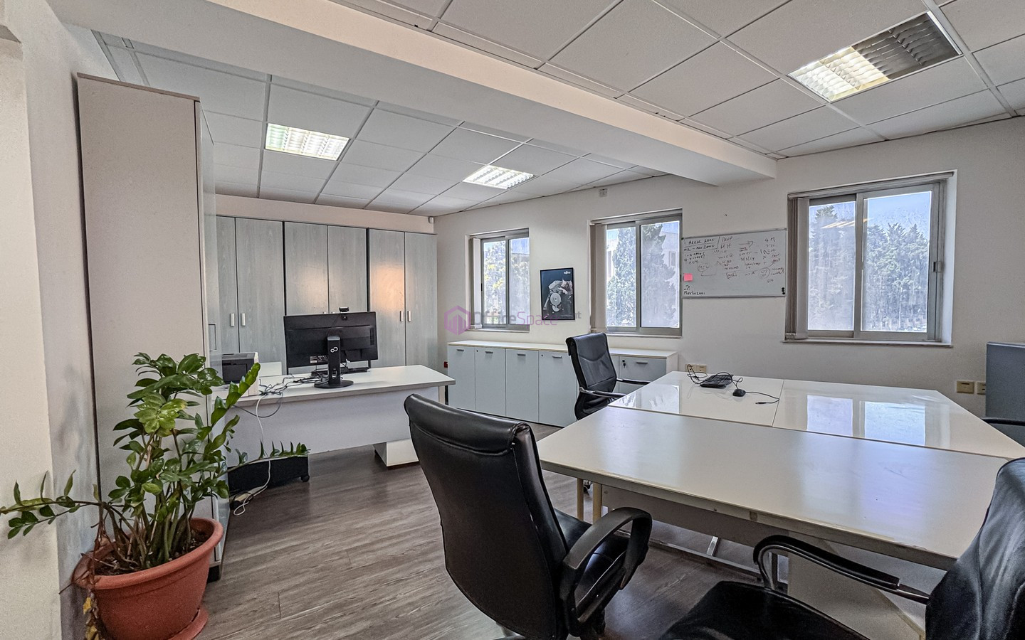 Pieta Office 85sqm To let