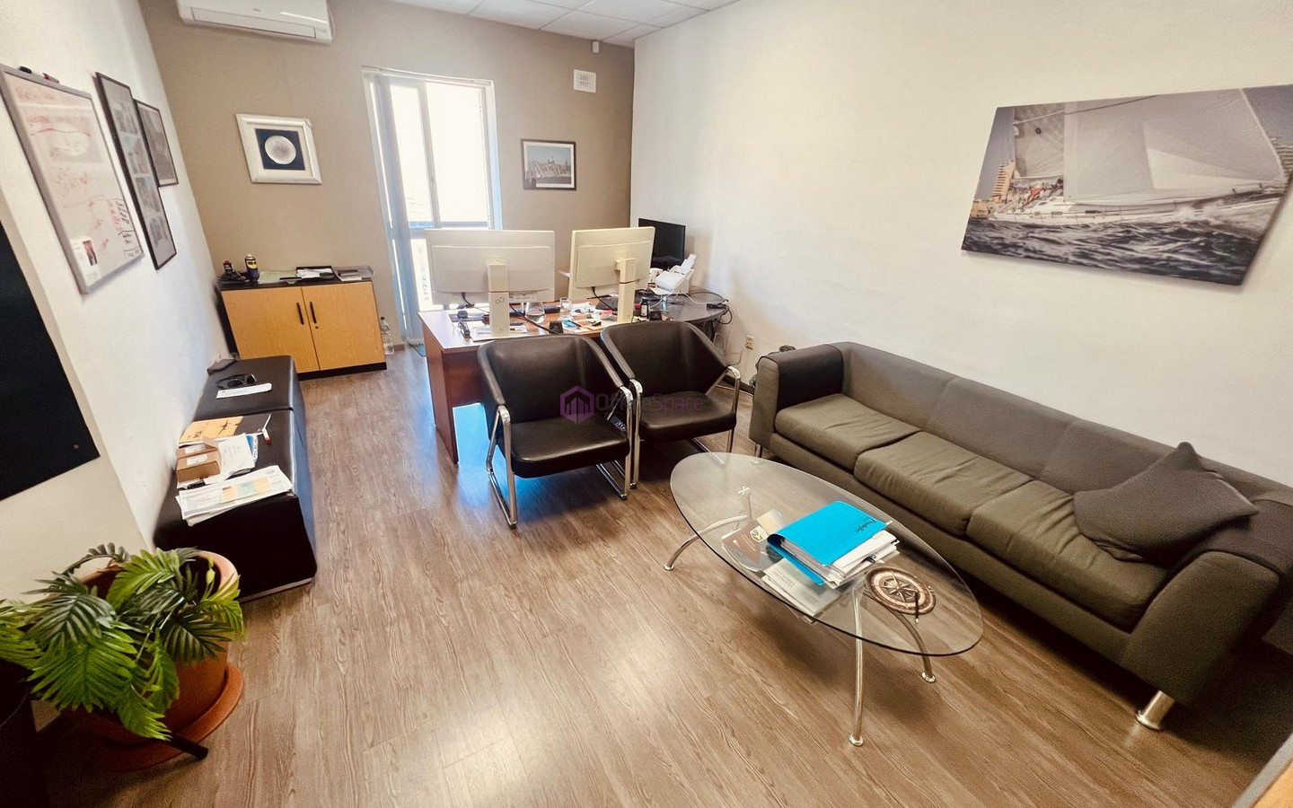 Pieta Office 85sqm To let