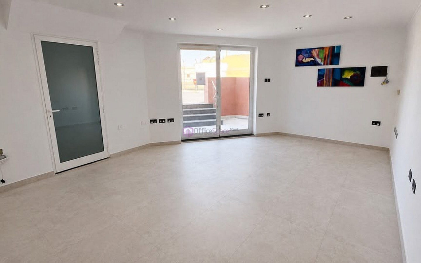 Tarxien Commercial Space