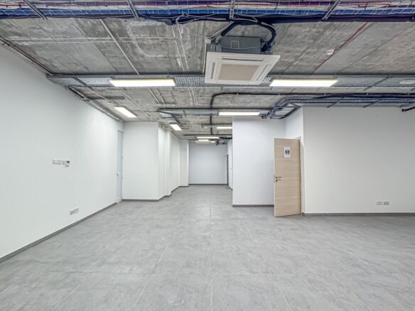 St Julians 127sqm Office