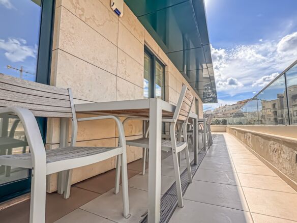 400sqm Seafront Office in St Julians