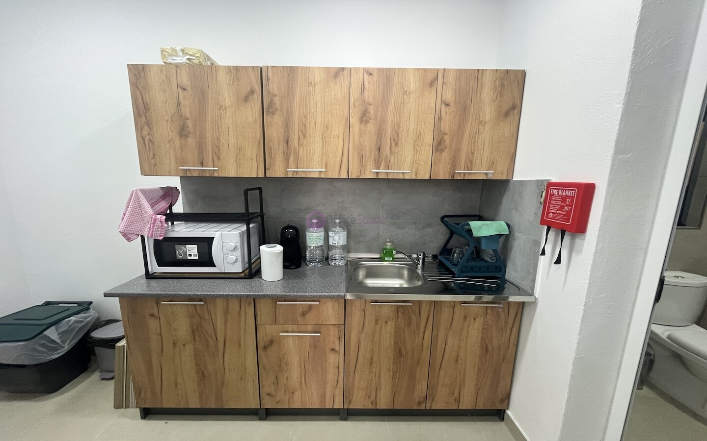 1 Desk Mellieha Office