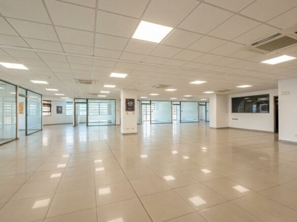 Flagship Office Building to Let in Mrieħel