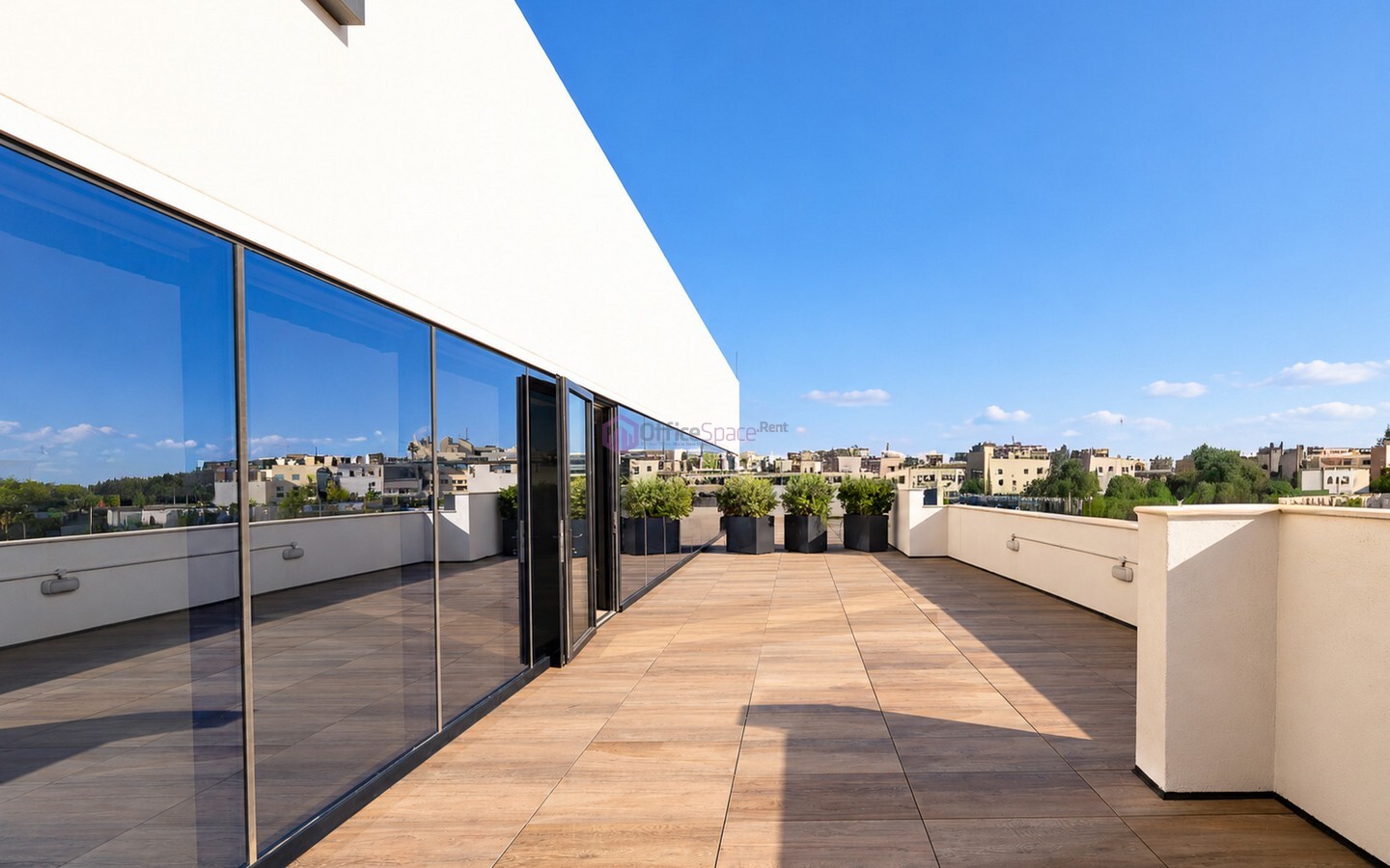 Prominent Penthouse Office To Let