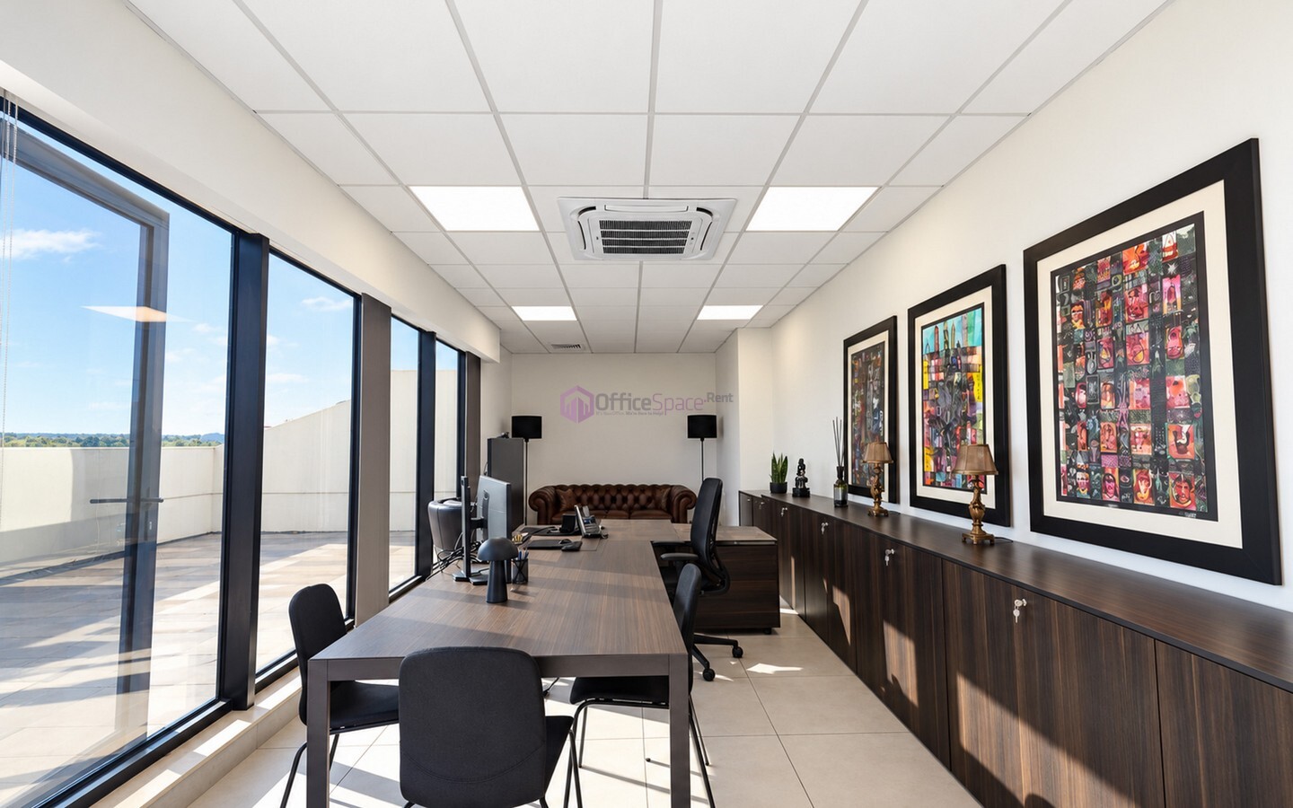 Prominent Penthouse Office To Let