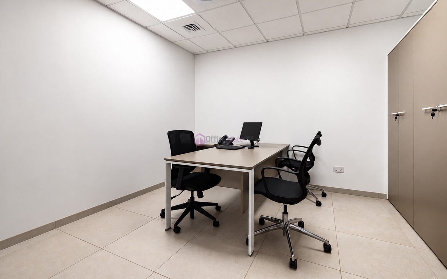 Prominent Penthouse Office To Let