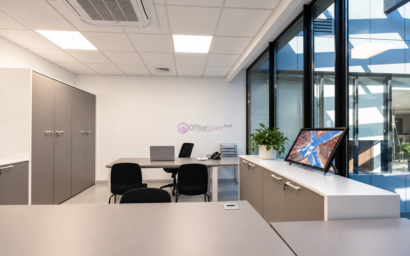 Spacious Penthouse Office To Let