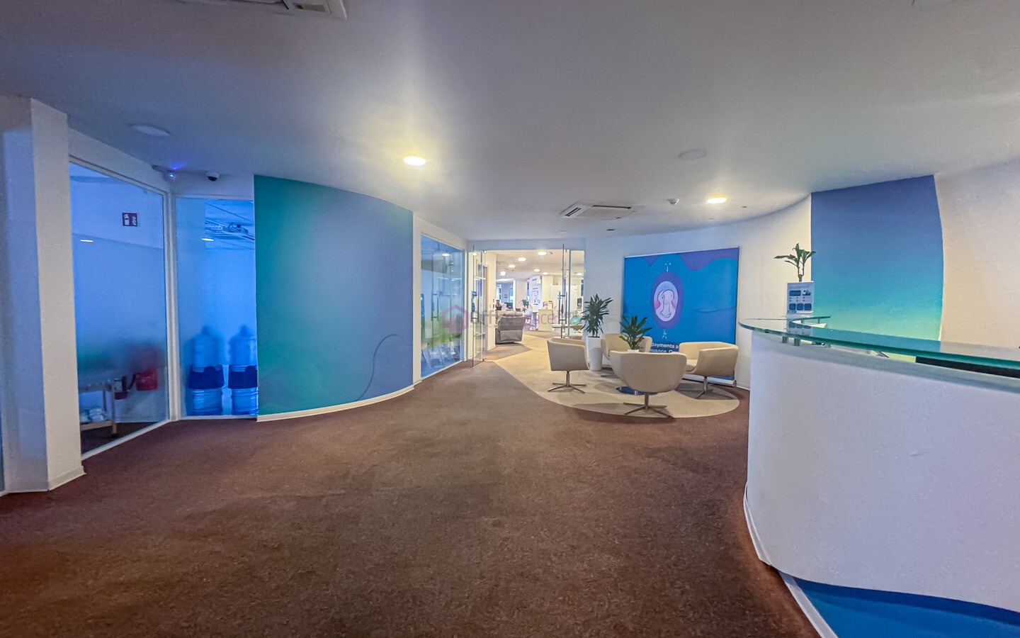 680sqm Penthouse Office in San Ġwann for 50-70 Desks