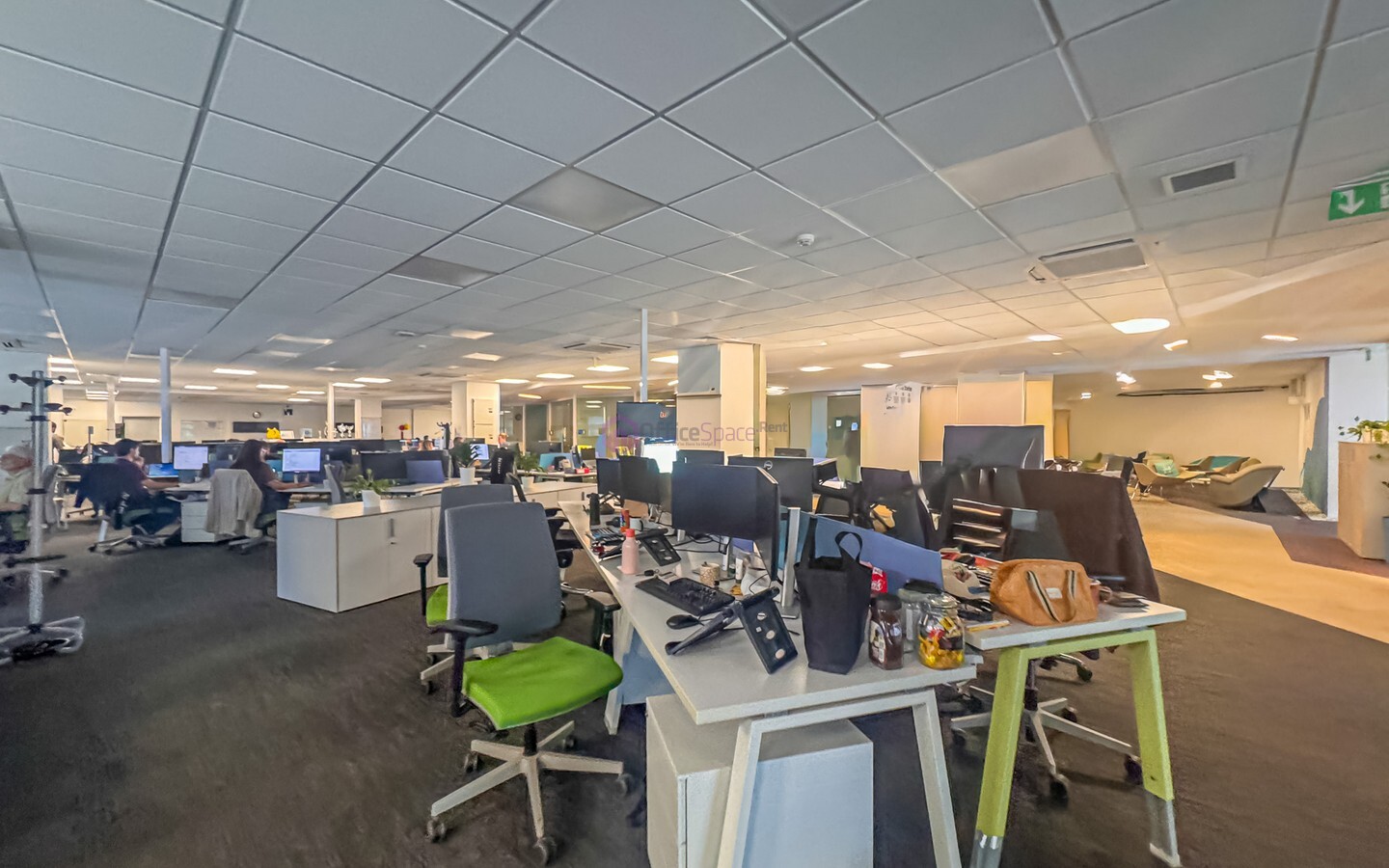 680sqm Penthouse Office in San Ġwann for 50-70 Desks