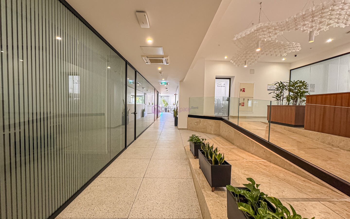 7 Desk Serviced Office to Let in St Julian's