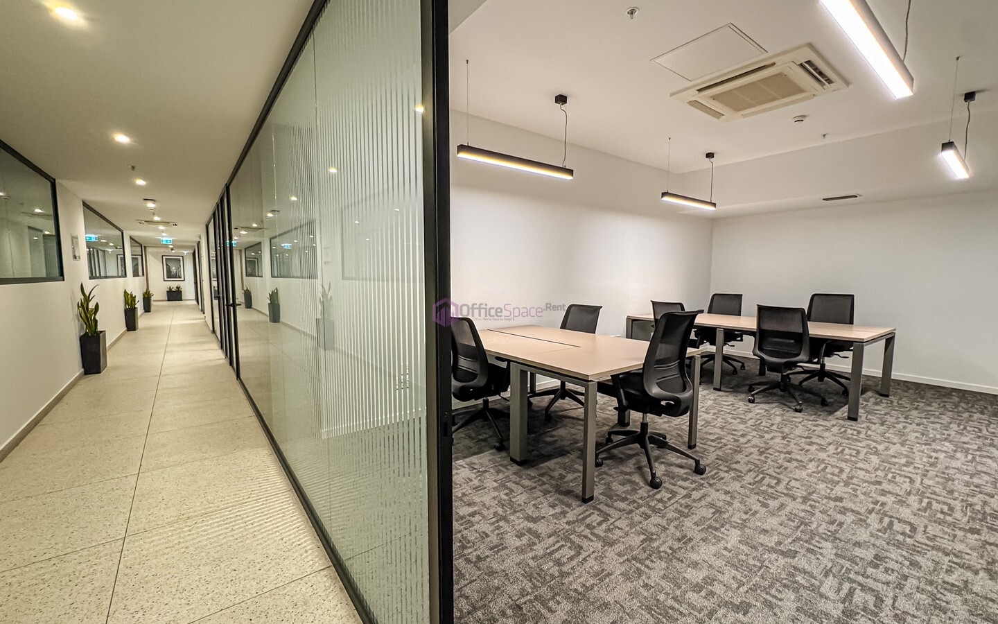 8 Desk Serviced Office to Let in St Julian's