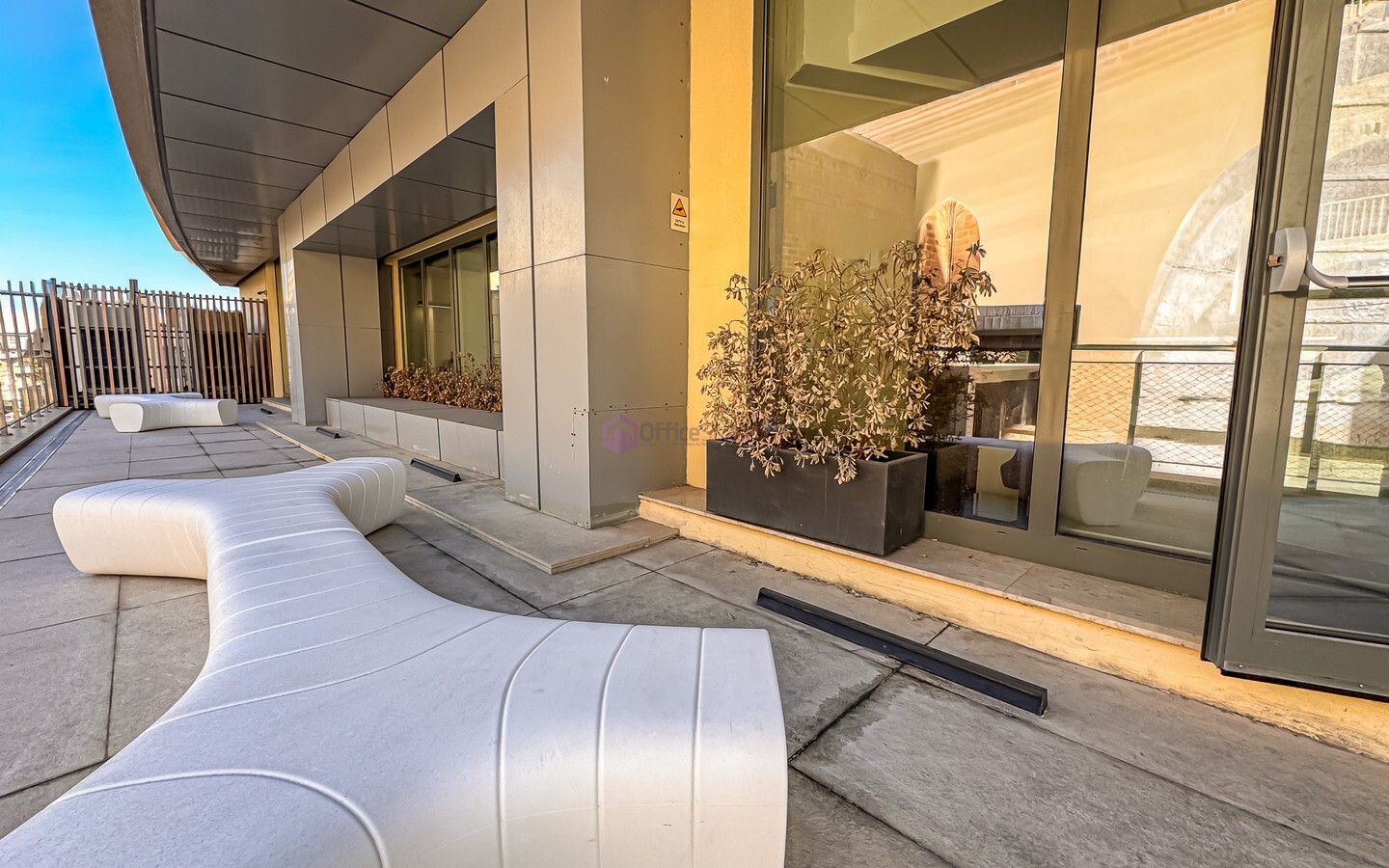 8 Desk Serviced Office to Let in St Julian's