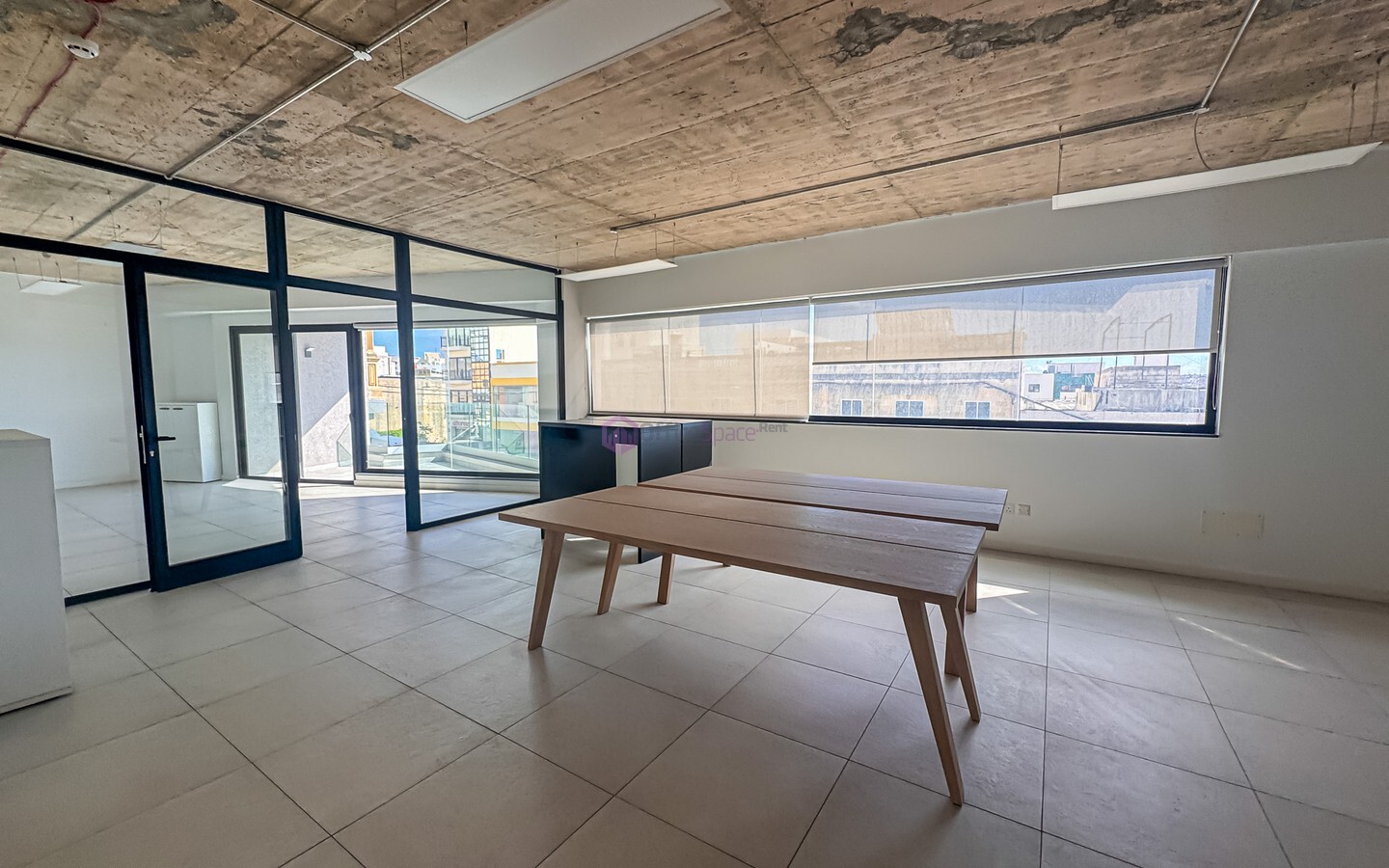 Office for 16 Desks in Central Business District Malta