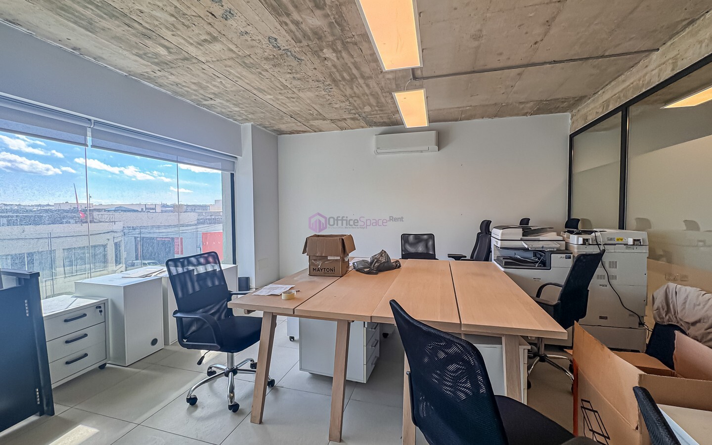 Office for 10 Desks in Malta
