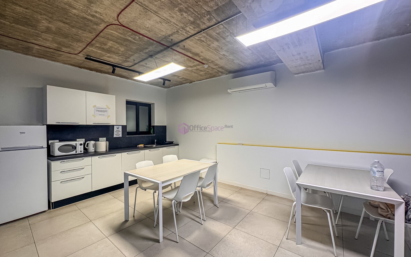 Office for 16 Desks in Central Business District Malta
