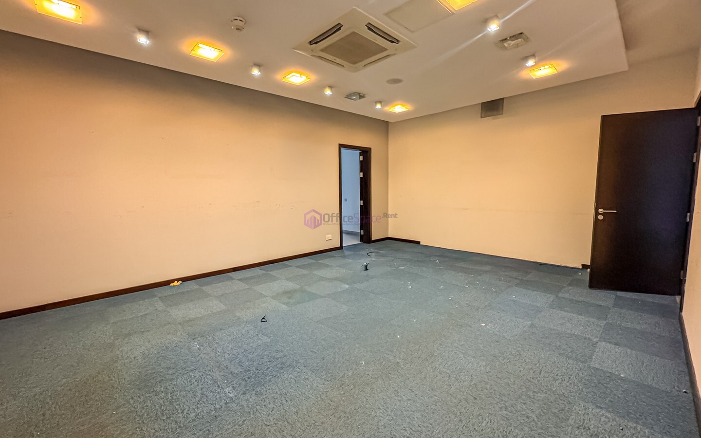 900sqm Ground Floor Office or Showroom to Let in Mrieħel