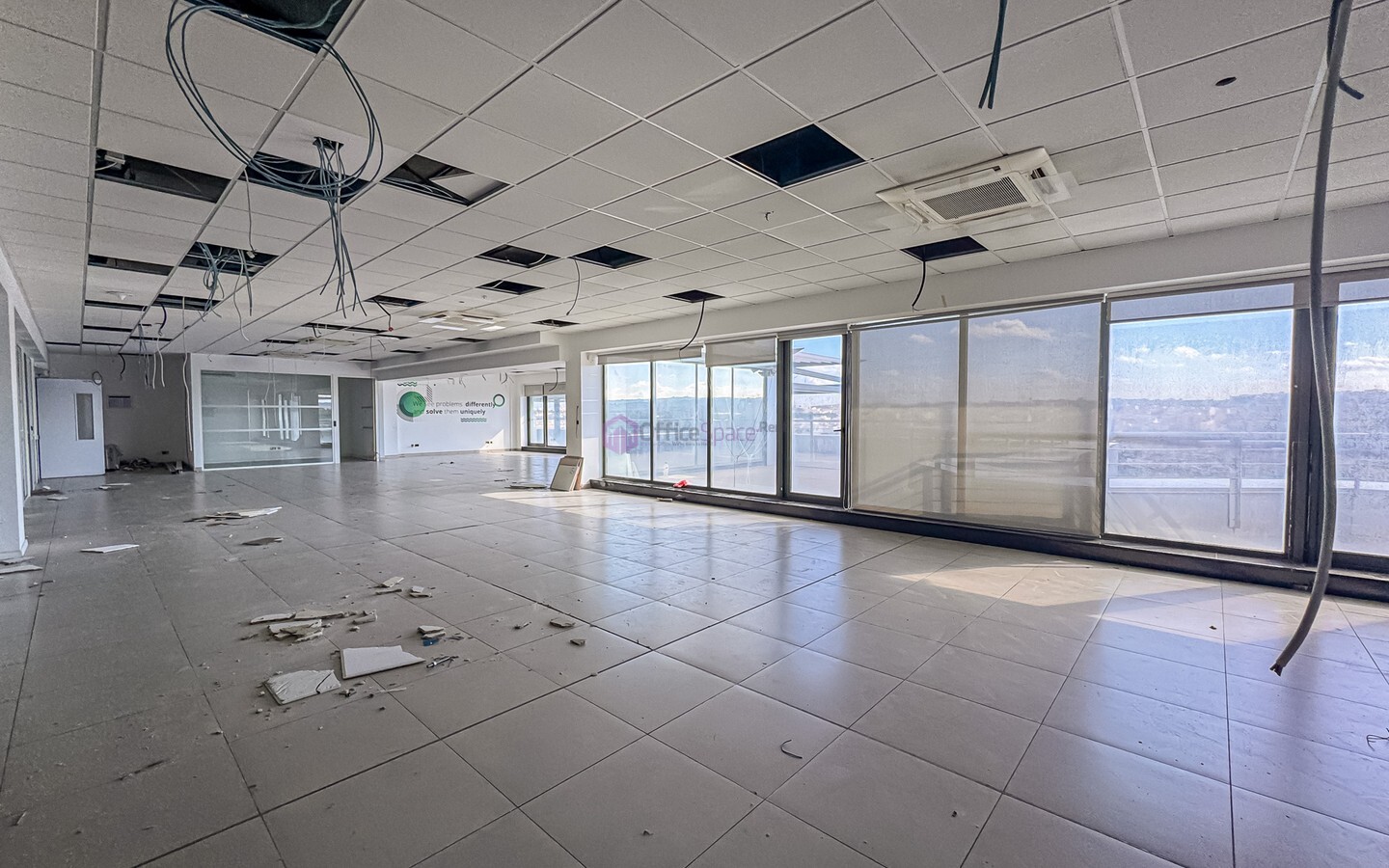 980sqm Penthouse Office to Let in Mrieħel