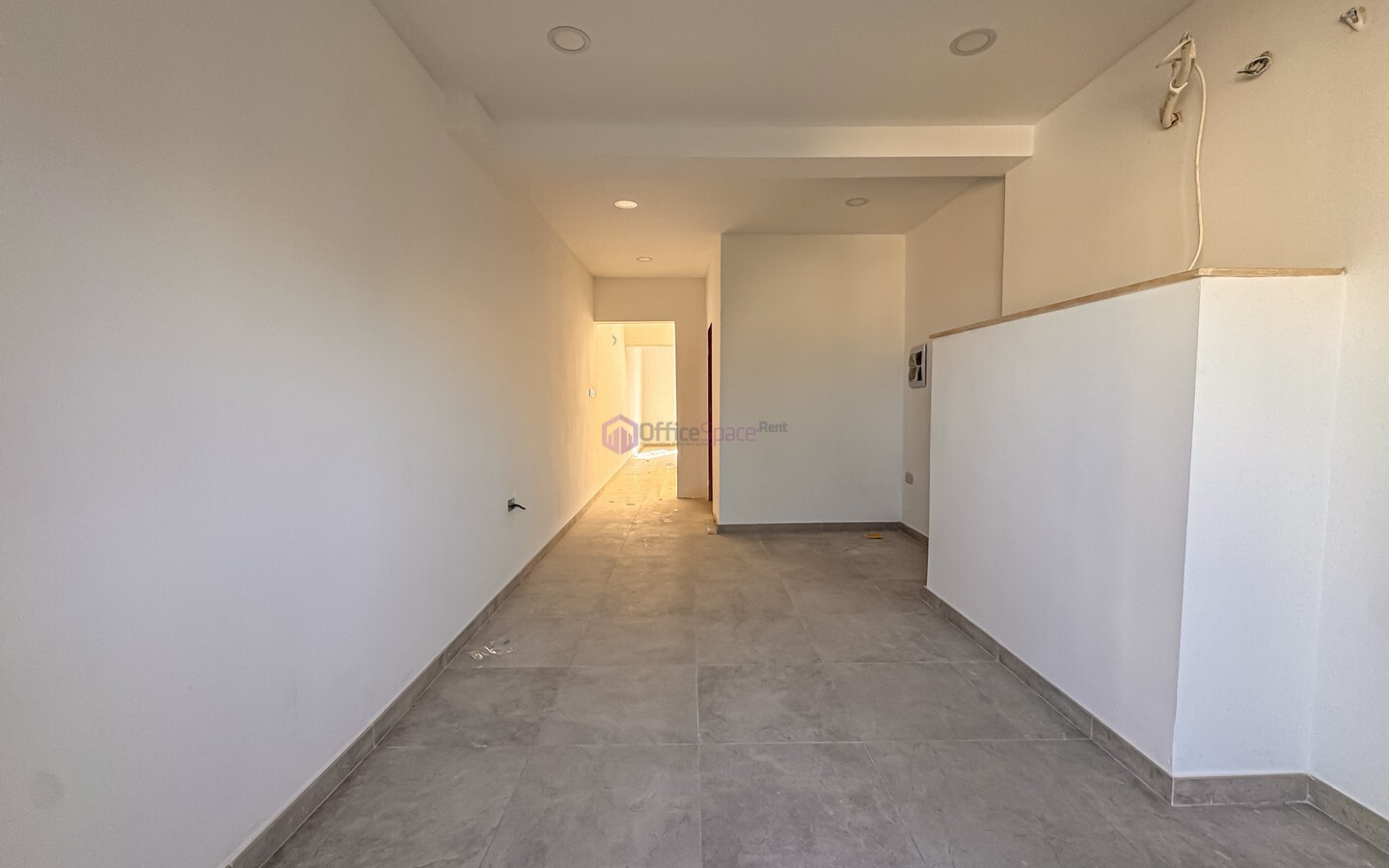 156sqm Office & Retail Property to Let in Paola