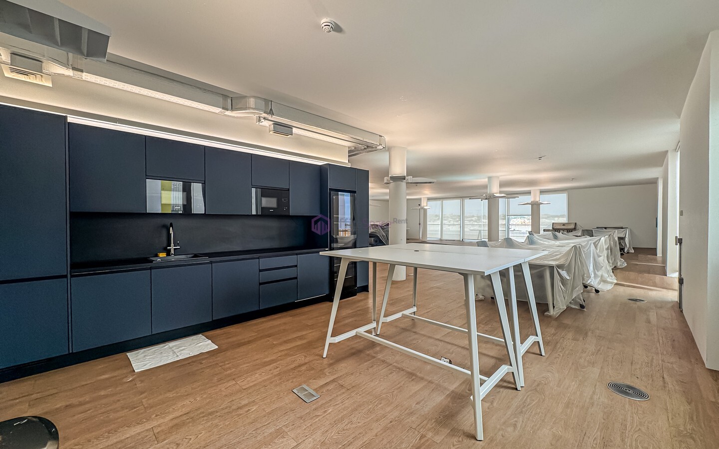 286sqm Penthouse Office to Let in Mriehel