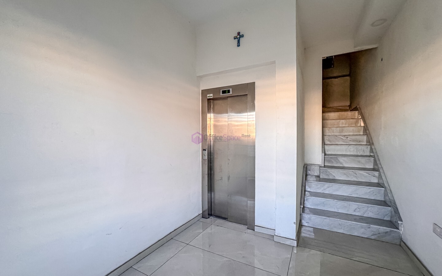 6 Desk Office in Malta