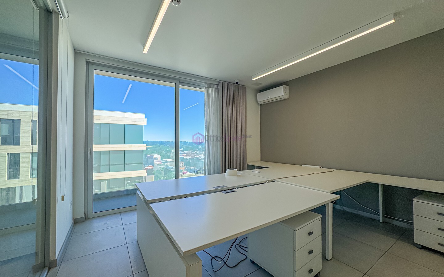 Flagship Office Building To Let in Mosta