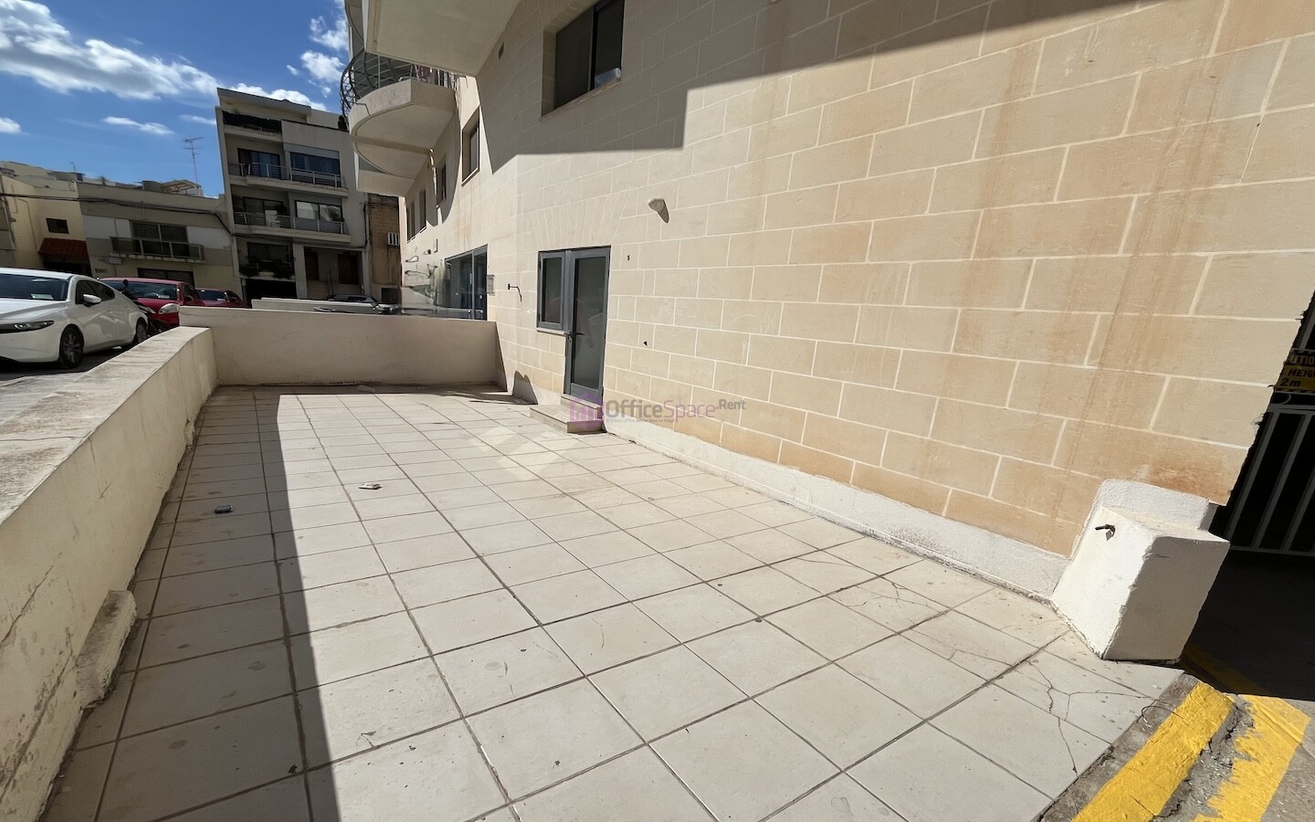 1-2 Desk Office Swieqi To Let 1-2 Desk Office Swieqi To Let