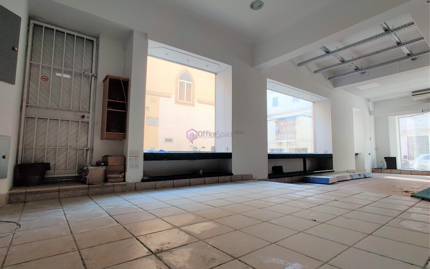 70sqm Commercial to Let Malta
