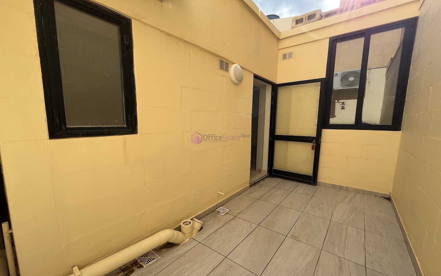 Office To Let Safi