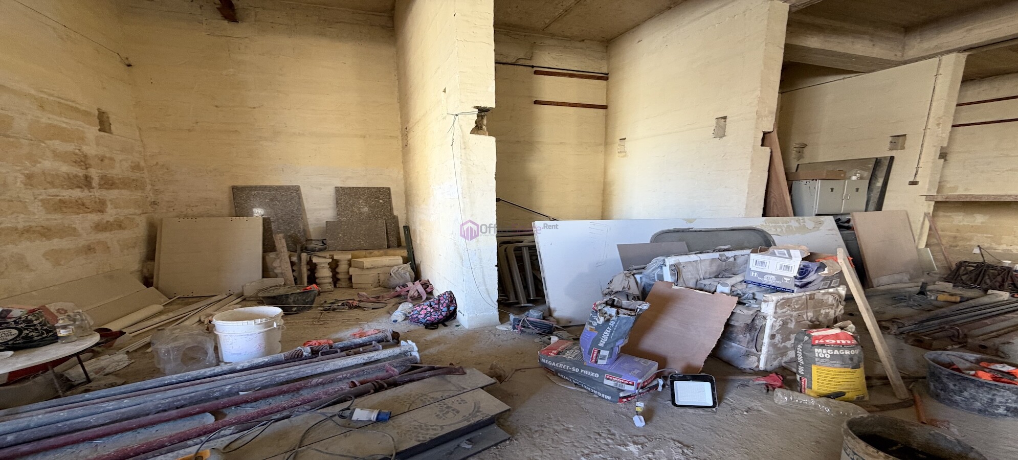 WareHouse To Let Paola