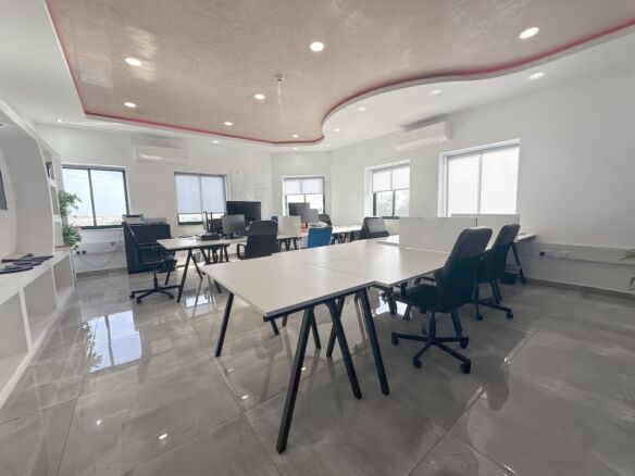 5-6 Desk Office For Rent Malta