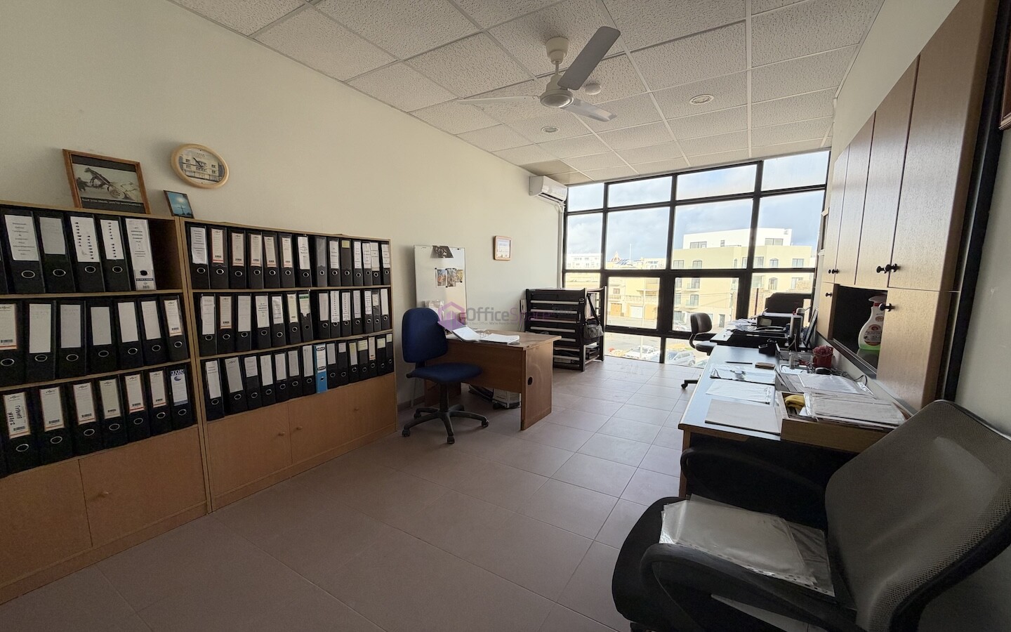 Commercial Floor To Rent Zabbar