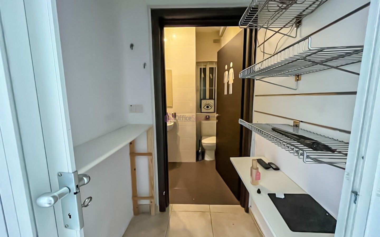 2-3 Desk Office Attard Rent