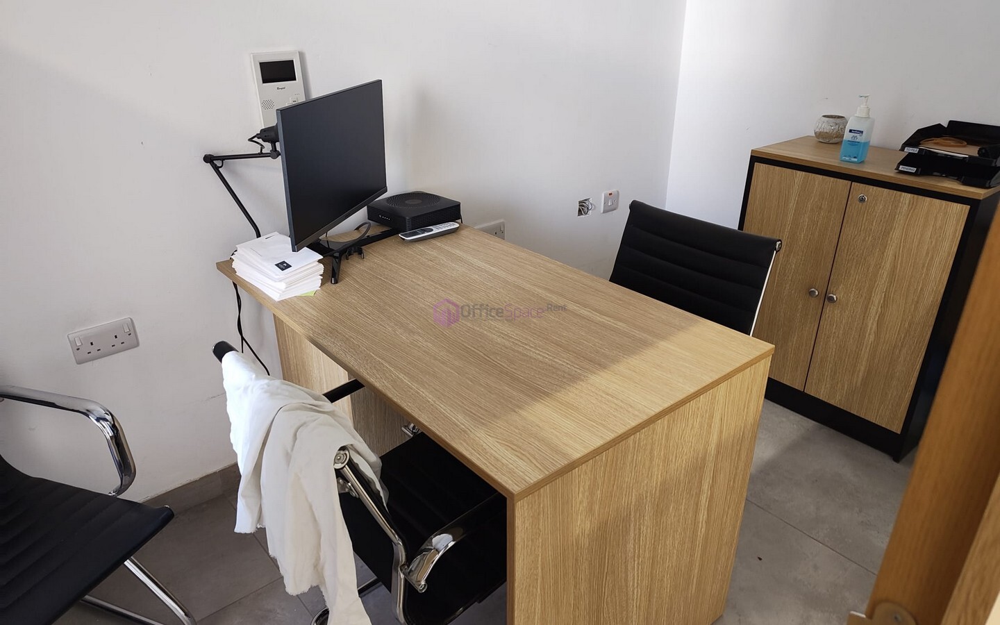 Commercial Space to Rent Hal Balzan
