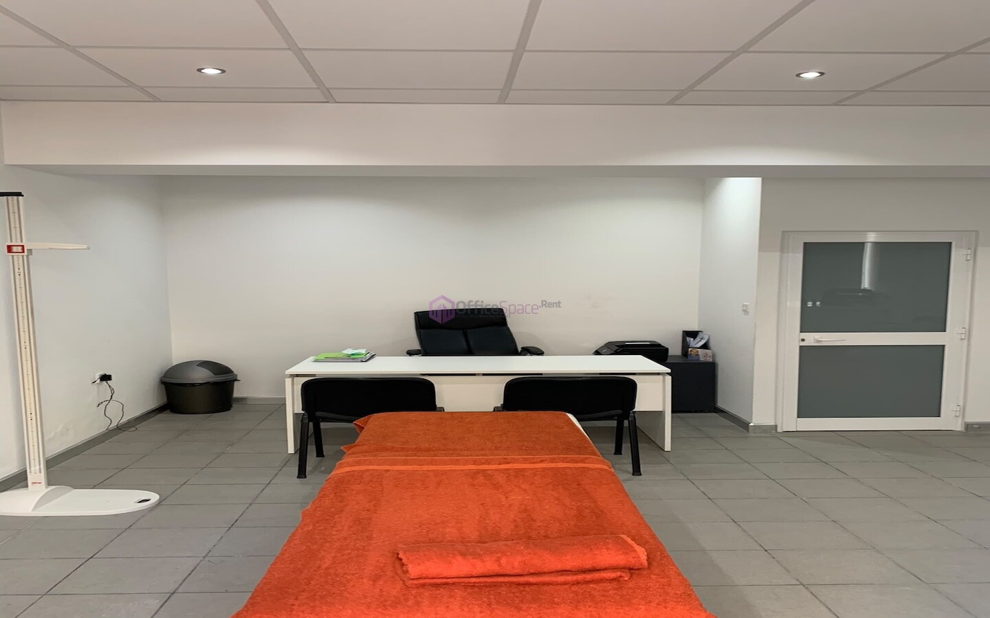 Commercial Space To Rent Iklin