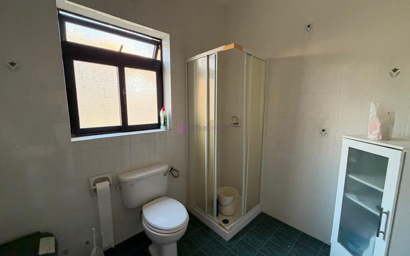 Commercial Space To Rent Mosta