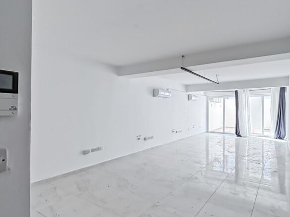 Commercial Space To Rent Għargħur